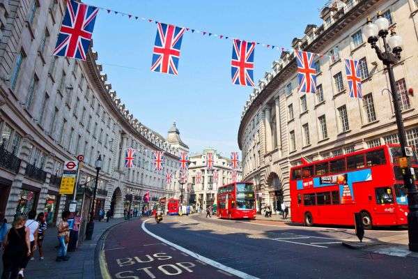 英国财政大臣 英商首都集团 One Move Group
